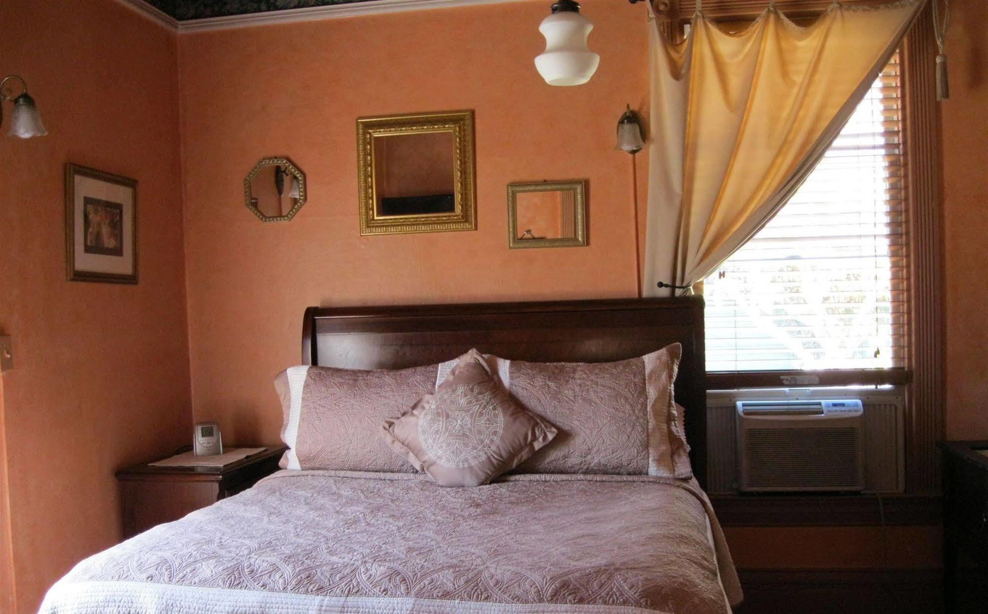 A White Jasmine Inn Санта-Барбара Экстерьер фото